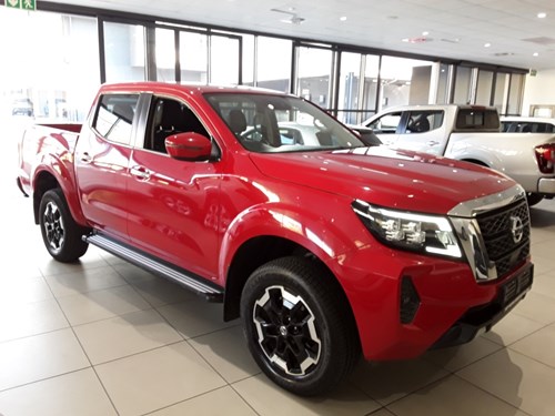 Nissan Navara 2.5 DDTi LE Double Cab 4x4 Auto