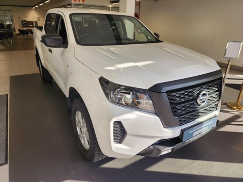 Nissan Navara 2.5 DDTi SE Double Cab Auto