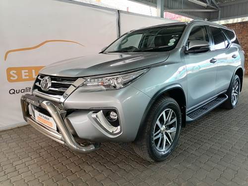 Toyota Fortuner V 2.8 GD-6 Raised Body Auto