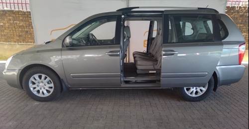 Kia Sedona 3.8 V6 Auto