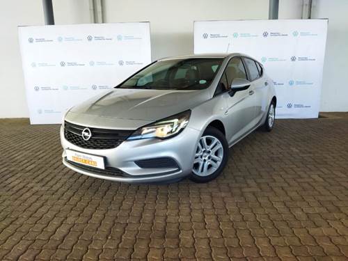 Opel Astra 1.0 T Essentia 5 Door