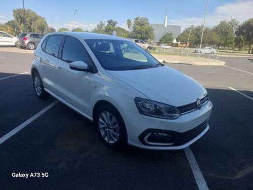 Volkswagen (VW) Polo Vivo 1.6 Hatch Style