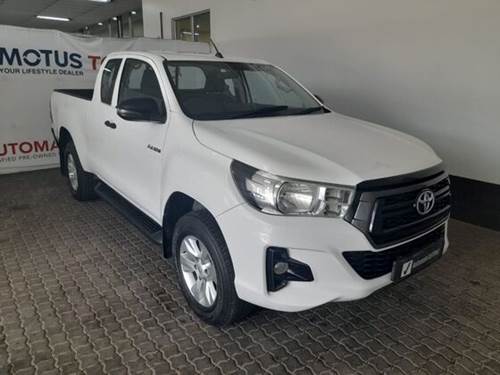 Toyota Hilux 2.4 GD-6 RB SRX Extra Cab 