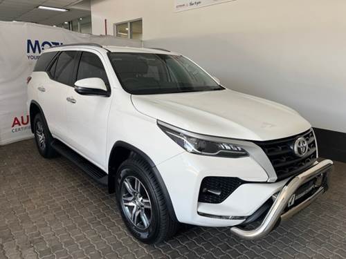 Toyota Fortuner V 2.4 GD-6 Raised Body Auto