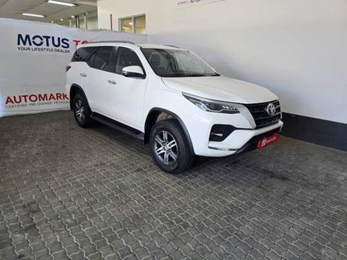 Toyota Fortuner V 2.4 GD-6 Raised Body Auto