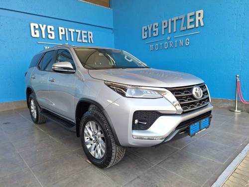 Toyota Fortuner V 2.8 GD-6 Raised Body Auto