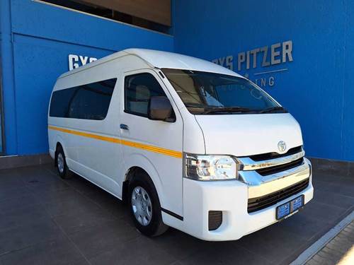 Toyota Quantum HIACE 2.5 D-4D 14 Seat