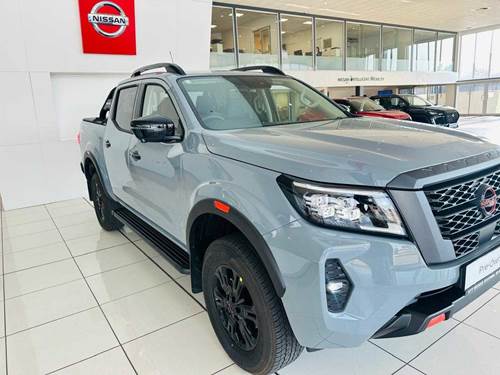 Nissan Navara 2.5 DDTi Pro-4X Double Cab Auto 4x4