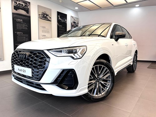 Audi Q3 Sportback  (35 TFSi) Black Edition