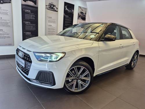 Audi A1 Sportback 1.0 T FSi Advanced S-tronic (30 TFSI)