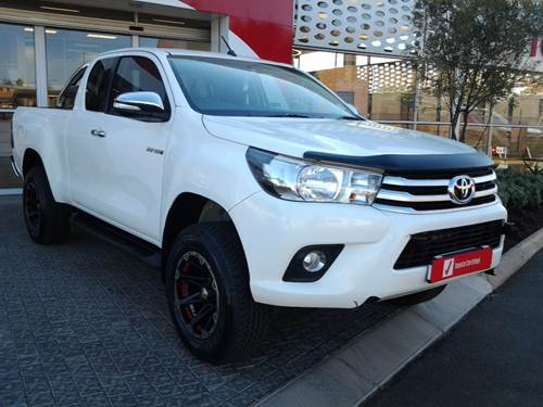 Toyota Hilux 2.8 GD-6 Raider Extra Cab 4x2 