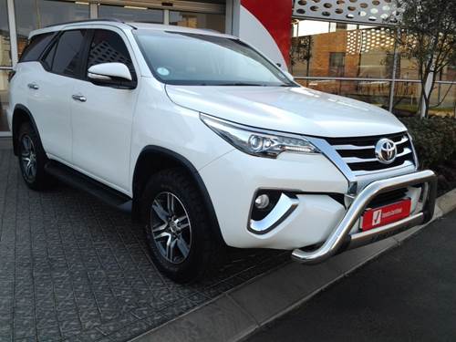 Toyota Fortuner IV 2.8 GD-6 4X4 Auto