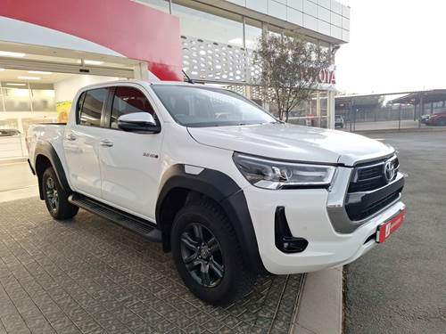 Toyota Hilux 2.8 GD-6 Raider Double Cab Auto 4x4