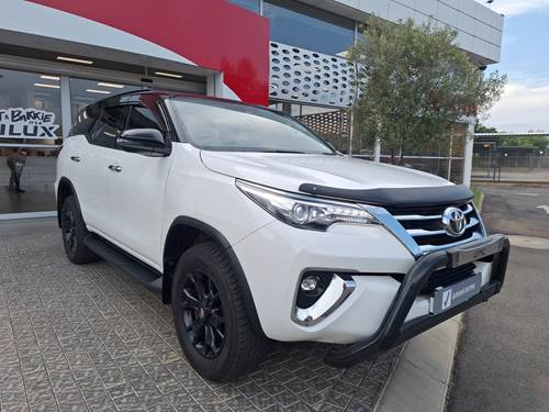 Toyota Fortuner V 2.8 GD-6 Epic Black Auto