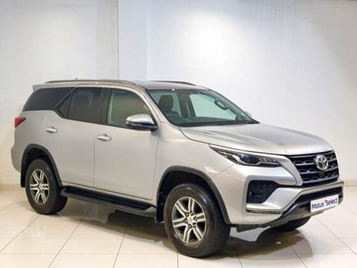 Toyota Fortuner V 2.4 GD-6 Raised Body