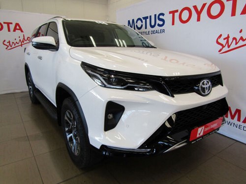 Toyota Fortuner VI 2.4GD-6 Raised Body Auto