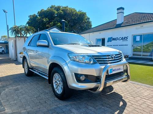 Toyota Fortuner III 2.5 D-4D VNT Raised Body Auto