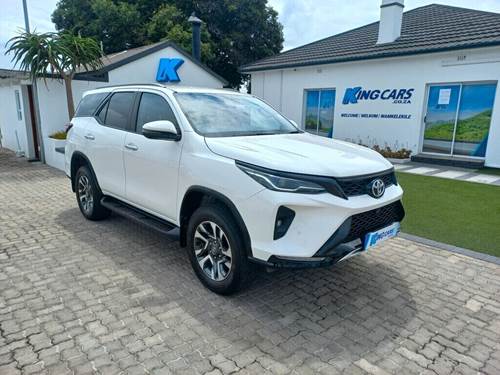 Toyota Fortuner VI 2.4GD-6 Auto 4x4