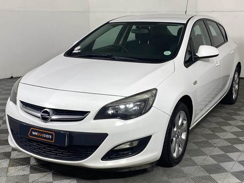 Opel Astra 1.4 Turbo Essentia