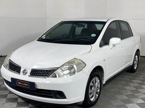 Nissan Tiida 1.6 Visia Sedan