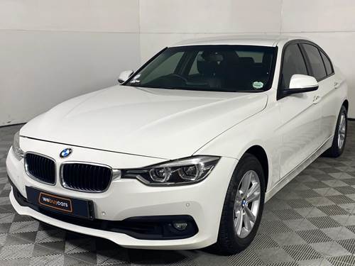 BMW 320i (F30) Auto