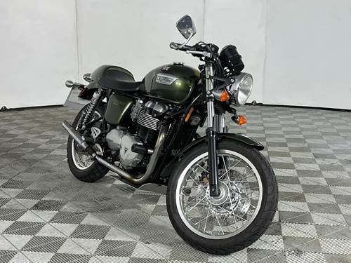 Triumph Thruxton 900 EFI