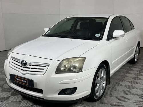 Toyota Avensis 2.0 Advanced