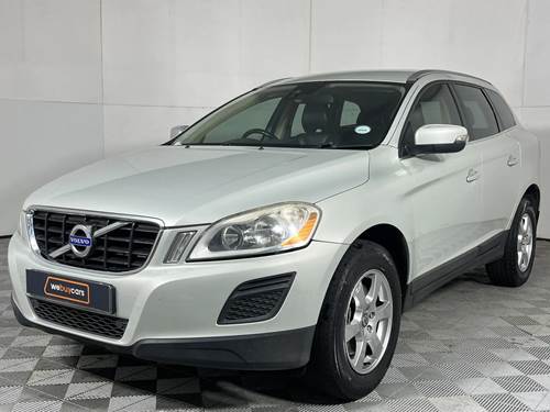 Volvo XC60 2.0T Powershift