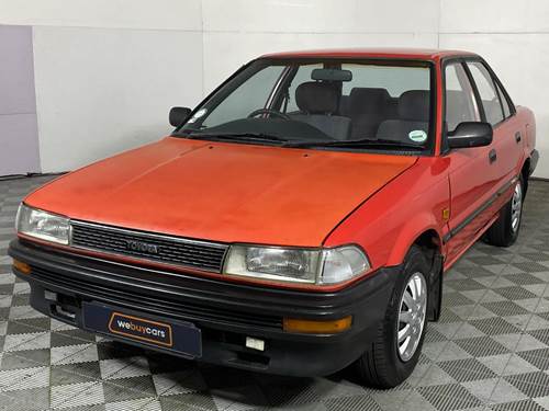 Toyota Corolla 1.6 GL (70 kW)