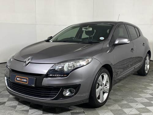 Renault Megane III 1.6 Dynamique 5 Door