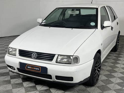 Volkswagen (VW) Polo Playa 1.8