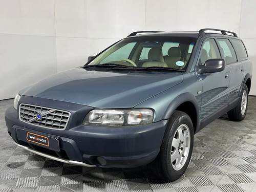 Volvo V70 2.4T XC Auto