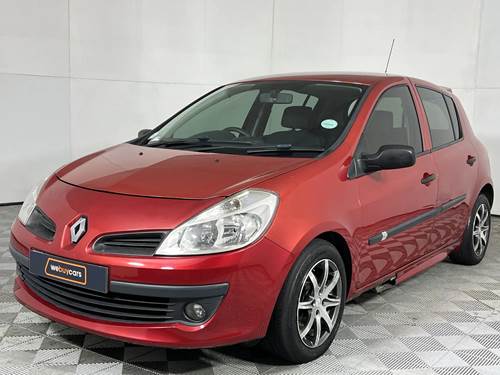 Renault Clio III 1.6 Expression 5 Door Auto