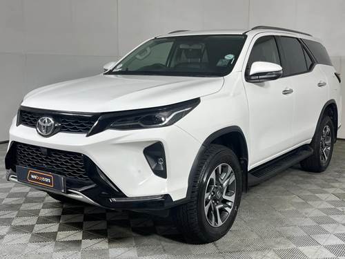 Toyota Fortuner VI 2.4GD-6 Raised Body