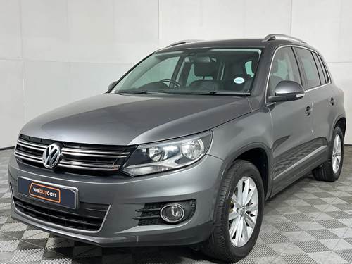 Volkswagen (VW) Tiguan II 2.0 TDi 4Motion Sport and Style DSG