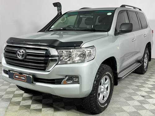 Toyota Land Cruiser 200 GX 4.5D V8 Auto