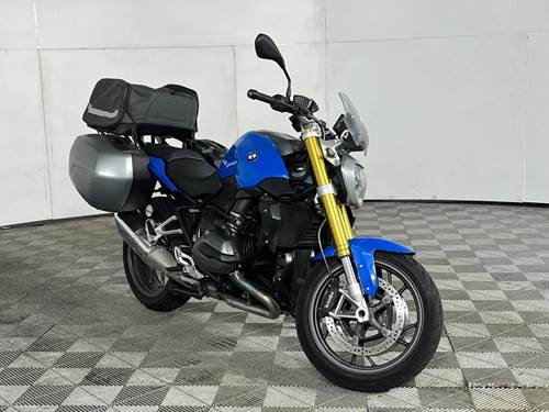 BMW R1200R LC