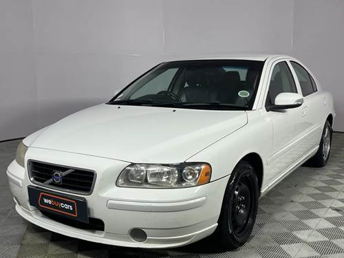 Volvo S60 2.0T (132 kW)