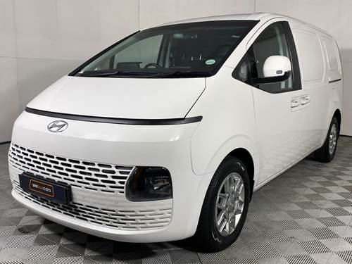 Hyundai Staria 2.2D Auto