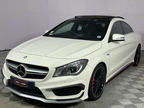 Mercedes Benz AMG CLA 45 7G- DCT