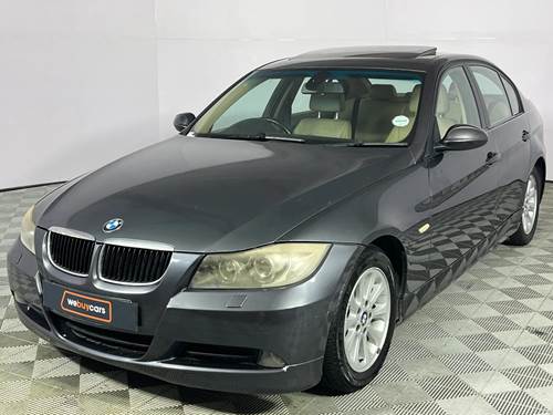 BMW 320i (E90)