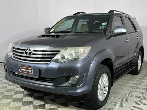 Toyota Fortuner III 2.5 D-4D VNT Raised Body