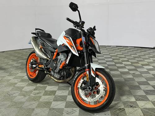 KTM Duke R