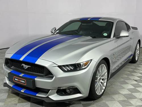 Ford Mustang 5.0 GT Fastback auto