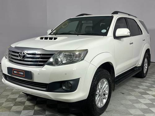 Toyota Fortuner III 2.5 D-4D VNT Raised Body