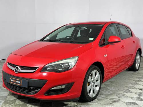 Opel Astra 1.4 Turbo Essentia Sedan