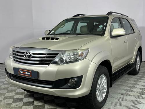 Toyota Fortuner III 2.5 D-4D VNT Raised Body