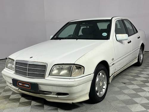 Mercedes Benz C 180 Classic Auto