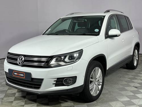 Volkswagen (VW) Tiguan II 2.0 TDi 4Motion Sport and Style DSG