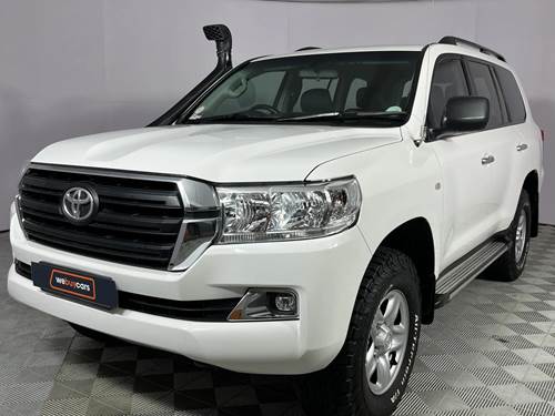 Toyota Land Cruiser 200 GX 4.5D V8 Auto